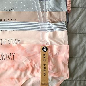 No show hipster panties